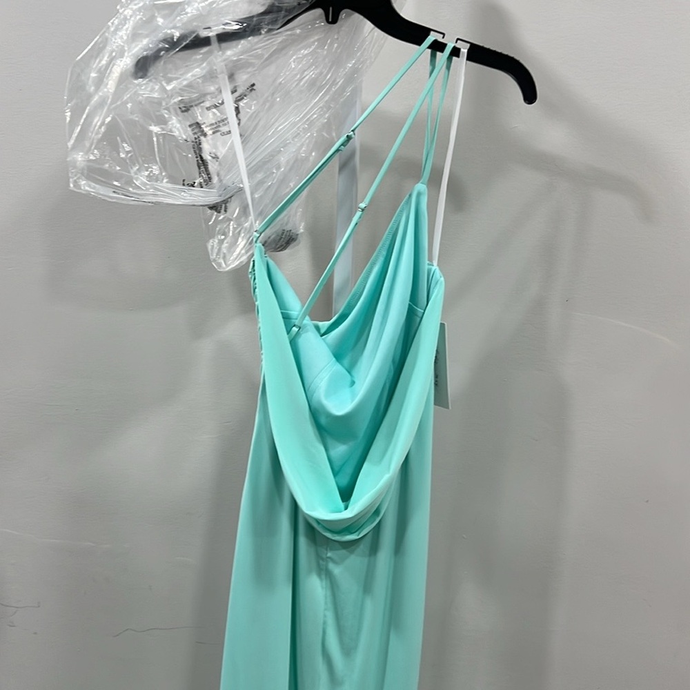 Katie May Winnipeg Gown - Picture 7 of 13